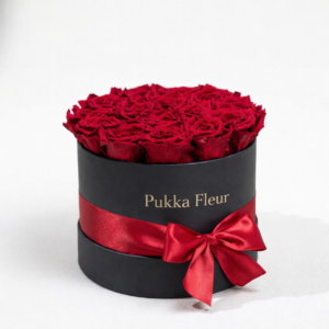 Black Classic Box - Red Roses