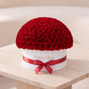 White Super Dome Box - Red Roses