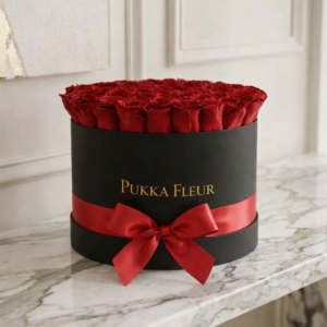 Black Medium Classic Box - Red Roses